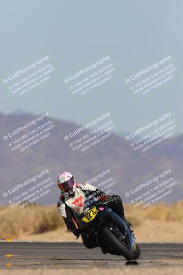 media/Mar-22-2025-CVMA (Sat) [[462c0ffedb]]/Race 13-Amateur Supersport Middleweight/